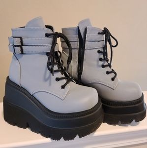 Demonia Reflective Shaker-52